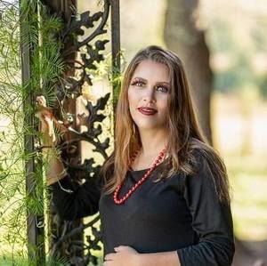 Meet your Posher, Beth